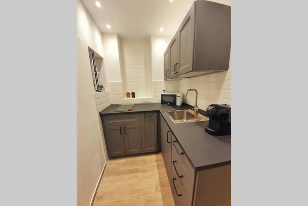 公寓 Blumaison - Charming Holiday Home 卡塔尼亚